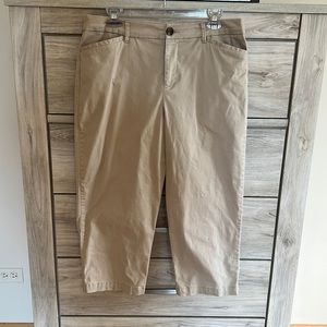 Classic Stretch Khaki Capris by Croft & Barrows - Size 12 - Tan
